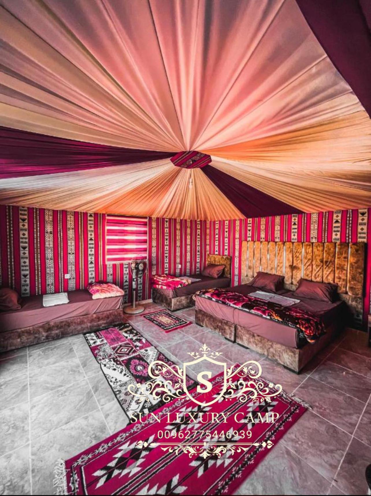 Sun Luxury Camp &Tour Apartment Wadi Rum Exterior photo